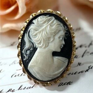 Elegant Gold and Black Cameo Brooch